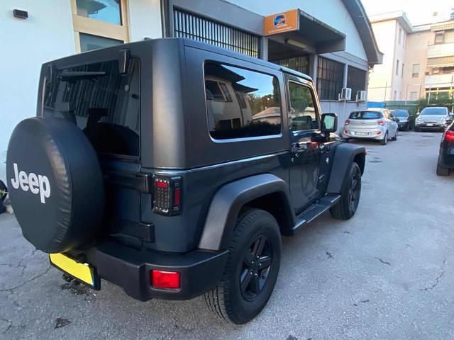 Usata Jeep Wrangler Sport 177 CV (130 kW) 2008 Nero SUV