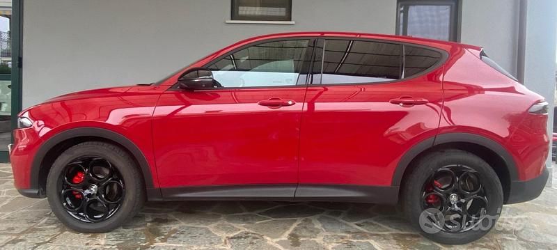 Usata Alfa Romeo Tonale Sprint 131 CV (96 kW) 2023 Rosso SUV