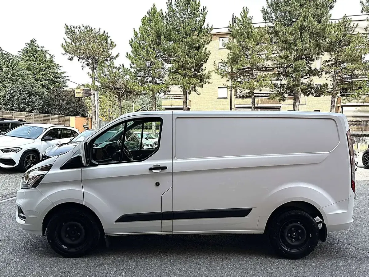 Usata Ford Transit Custom Trend 131 CV (96 kW) 2023 Bianco Furgone
