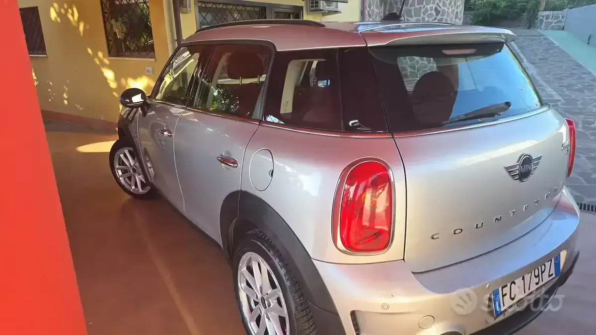 Usata Mini Countryman 143 CV (105 kW) 2016 Grigio SUV