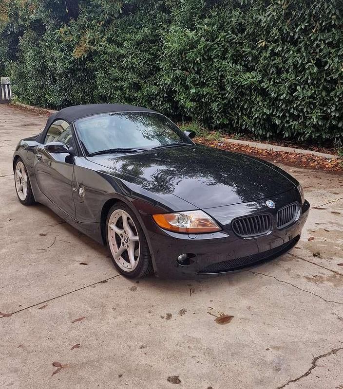 Usata BMW Z4 231 CV (169 kW) 2003 Nero Cabrio