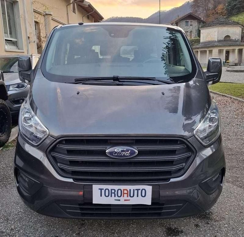 Usata Ford Transit Custom Trend 131 CV (96 kW) 2019 Grigio scuro Station wagon