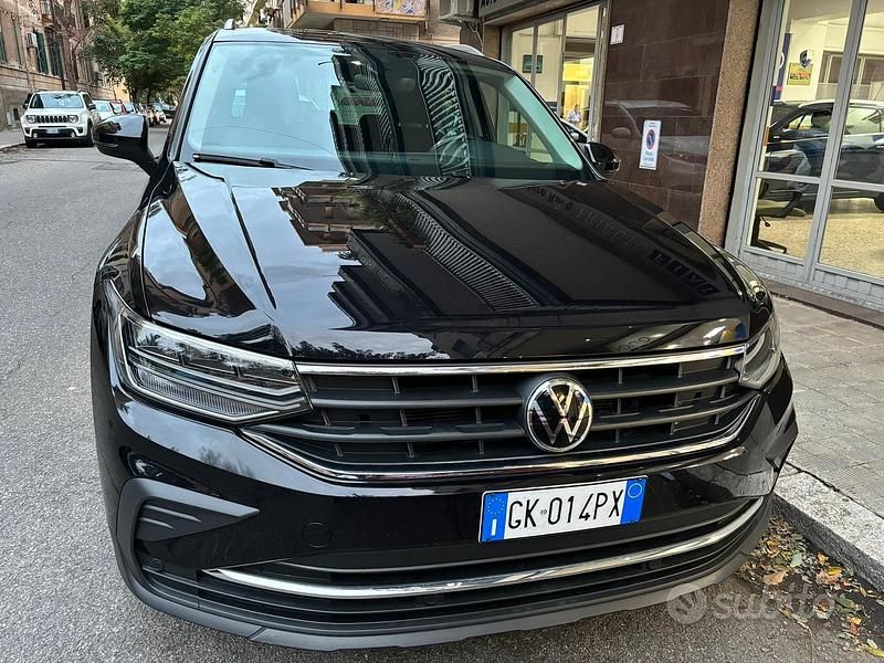 Usata VW Tiguan 122 CV (89 kW) 2021 Nero SUV