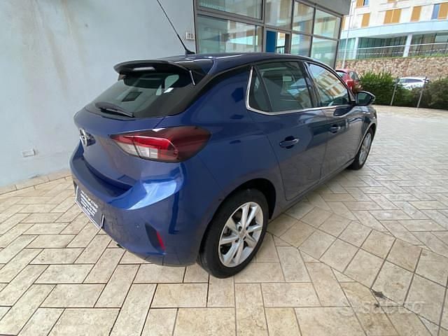 Usata Opel Corsa Elegance 100 CV (73 kW) 2021 Blu Berlina