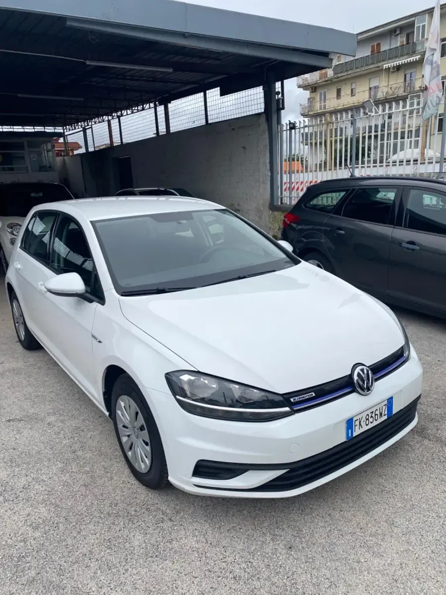 Usata VW Golf VII 110 CV (80 kW) 2017 Bianco Berlina