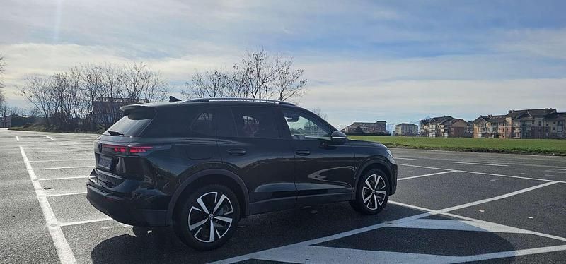 Usata VW Tiguan R-line 204 CV (150 kW) 2025 Nero SUV