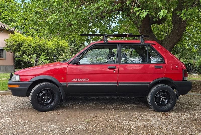 Usata Subaru Justy 1989 Rosso Utilitaria