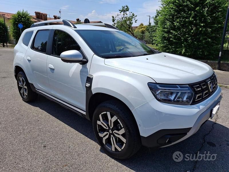 Usata Dacia Duster 101 CV (74 kW) 2022 Bianco SUV