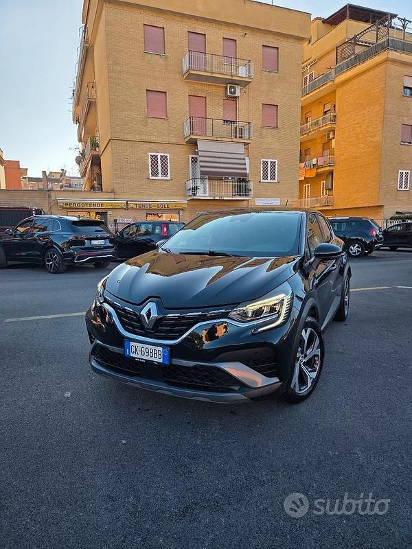 Usado Renault Captur R.S. 101 CV (74 kW) 2022 Negro SUV