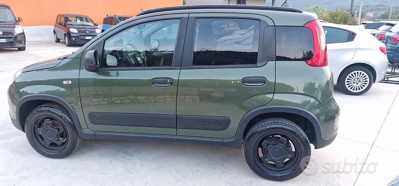 Usata Fiat Panda 4x4 S 85 CV (62 kW) 2019 Verde Utilitaria