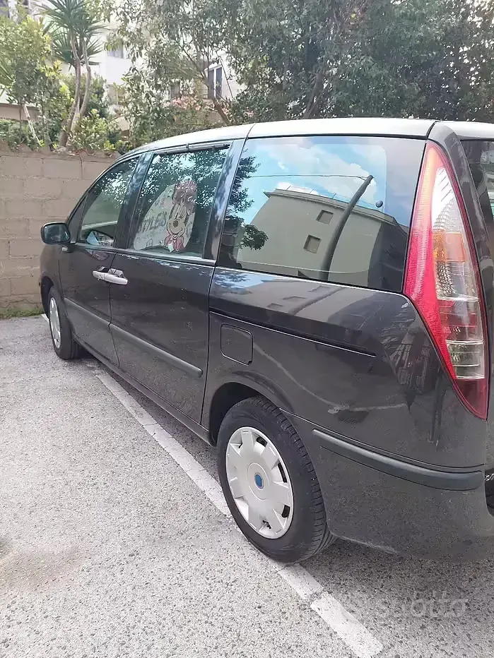 Käytetty Fiat Ulysse 109 HP (80 kW) 2008 Tila-auto