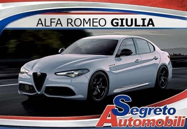 Usato 2023 Alfa Romeo Giulia 2.0 Benzin 280 CV (45.490 €)