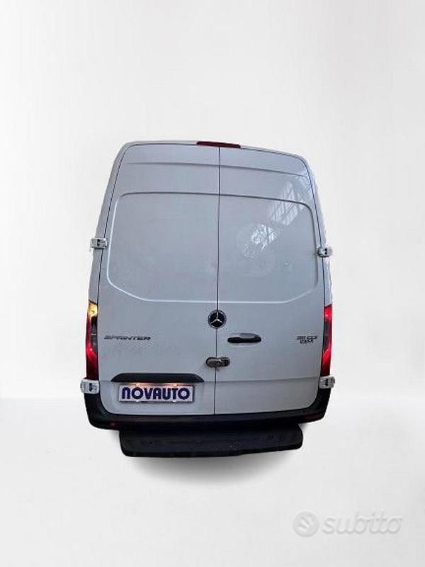 Usata Mercedes Sprinter 114 CV (83 kW) 2022 Bianco Furgone