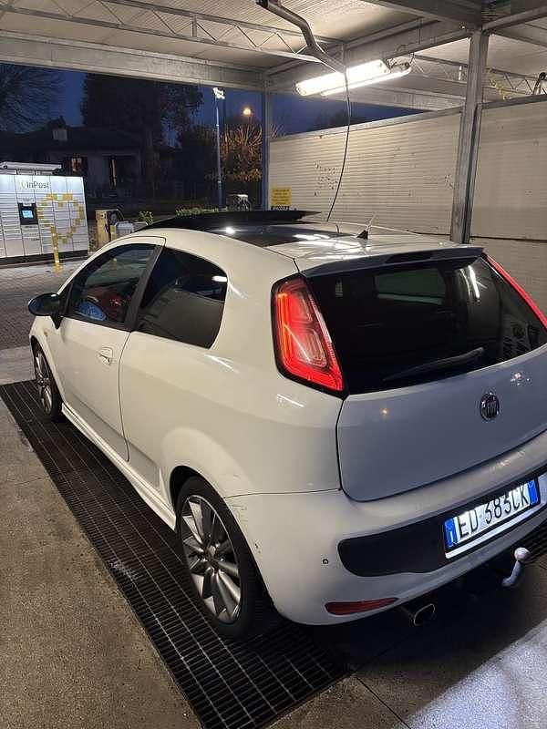 Usata Fiat Punto Evo Sport 90 CV (66 kW) 2010 Utilitaria
