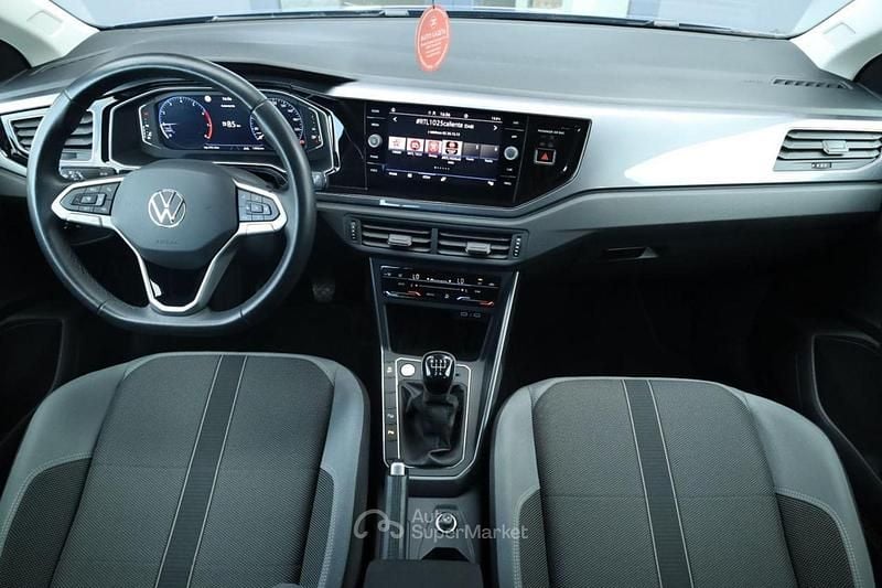 Usata VW Polo Style 95 CV (69 kW) 2025 Blu Utilitaria