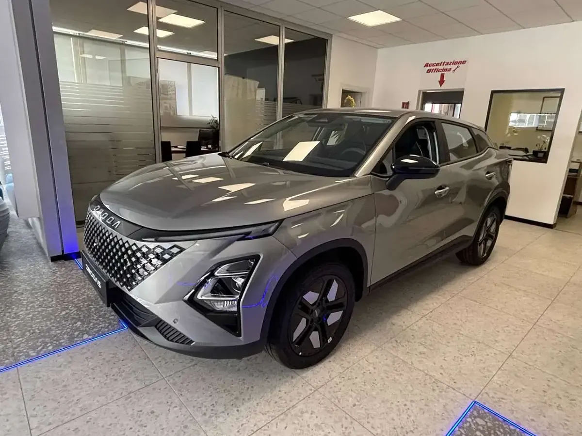 Nuova Omoda 5 147 CV (108 kW) 2026 Aviation silver SUV