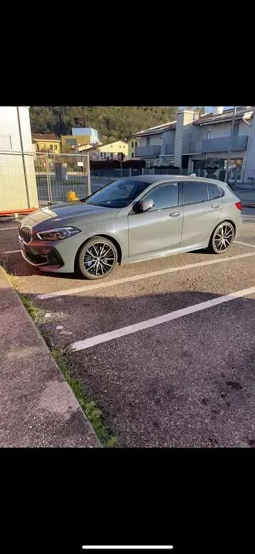 Usata BMW 118 M Sport 150 CV (110 kW) 2020 Grigio Berlina