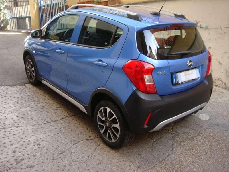 Usata Opel Karl Rocks 75 CV (55 kW) 2018 Blu/azzurro Utilitaria
