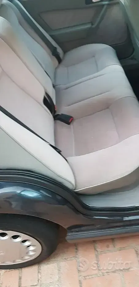 Usata Alfa Romeo 155 126 CV (92 kW) 1995 Bluazzurro Berlina