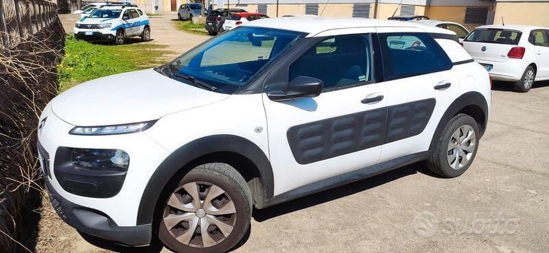 Usata Citroën C4 Cactus 75 CV (55 kW) 2017 Bianco Utilitaria