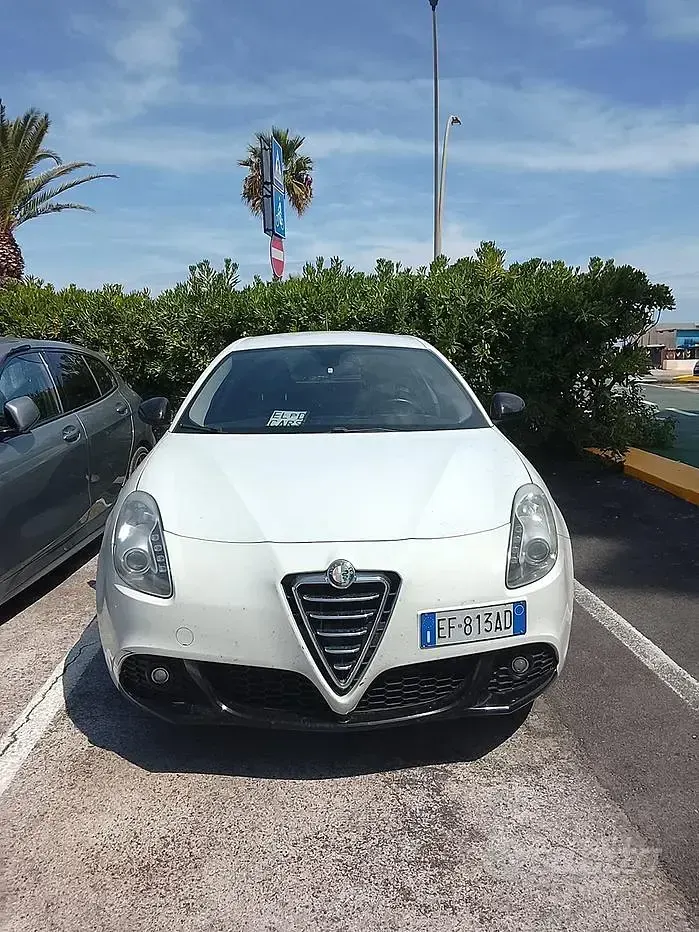 Usata Alfa Romeo Giulietta 170 CV (125 kW) 2010 Bianco Utilitaria