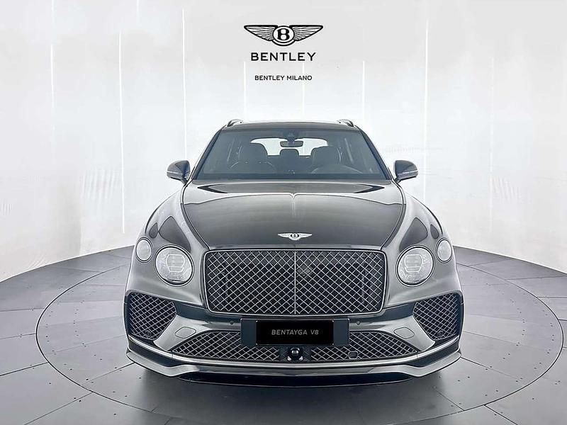 Nuova Bentley Bentayga 549 CV (403 kW) 2026 Grigio SUV
