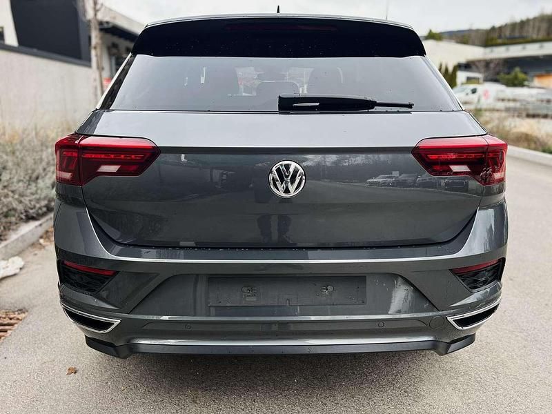 Usata VW T-Roc R-line 190 CV (139 kW) 2019 Grigio SUV