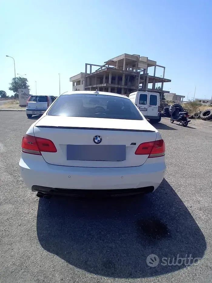 Usata BMW 320 M Sport 177 CV (130 kW) 2009 Bianco Coupé