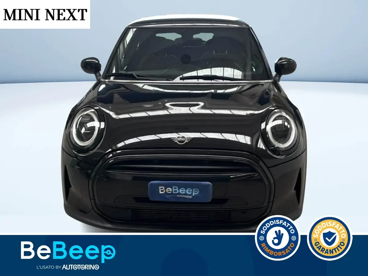 Usata Mini ONE Classic 75 CV (55 kW) 2022 Nero pastello Utilitaria