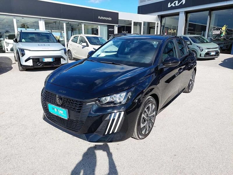 Usata Peugeot 208 Style 101 CV (74 kW) 2025 Nero Utilitaria