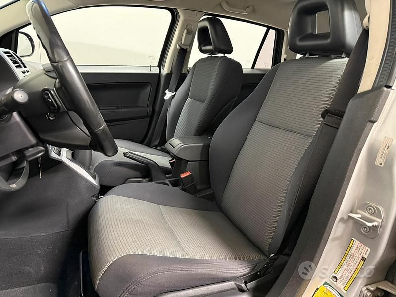 Usata Dodge Caliber 140 CV (102 kW) 2007 Grigio Utilitaria