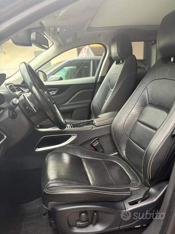 Usata Jaguar F-Pace 180 CV (132 kW) 2018 Nero SUV
