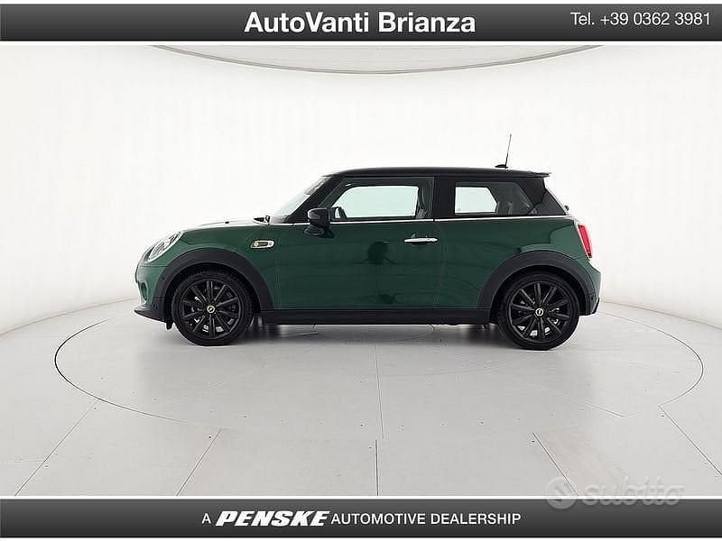 Usata Mini Cooper SE 75 kW (102 CV) 2021 Verde Utilitaria