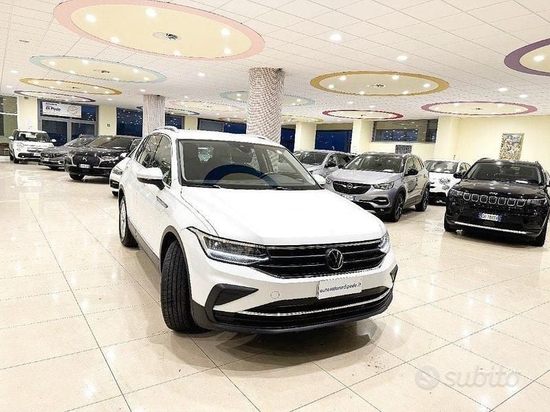 Usata VW Tiguan Life 150 CV (110 kW) 2022 Bianco SUV