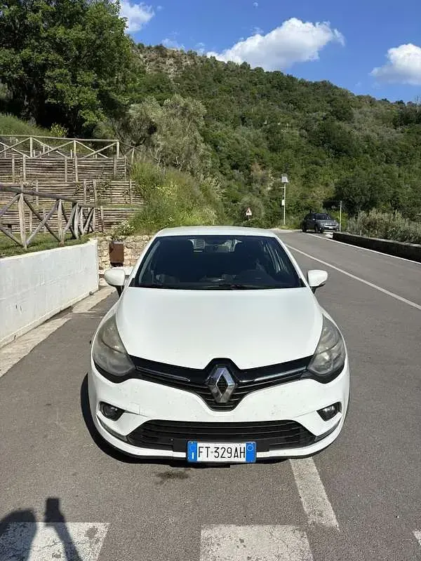 Usata Renault Clio IV 90 CV (66 kW) 2018 Berlina