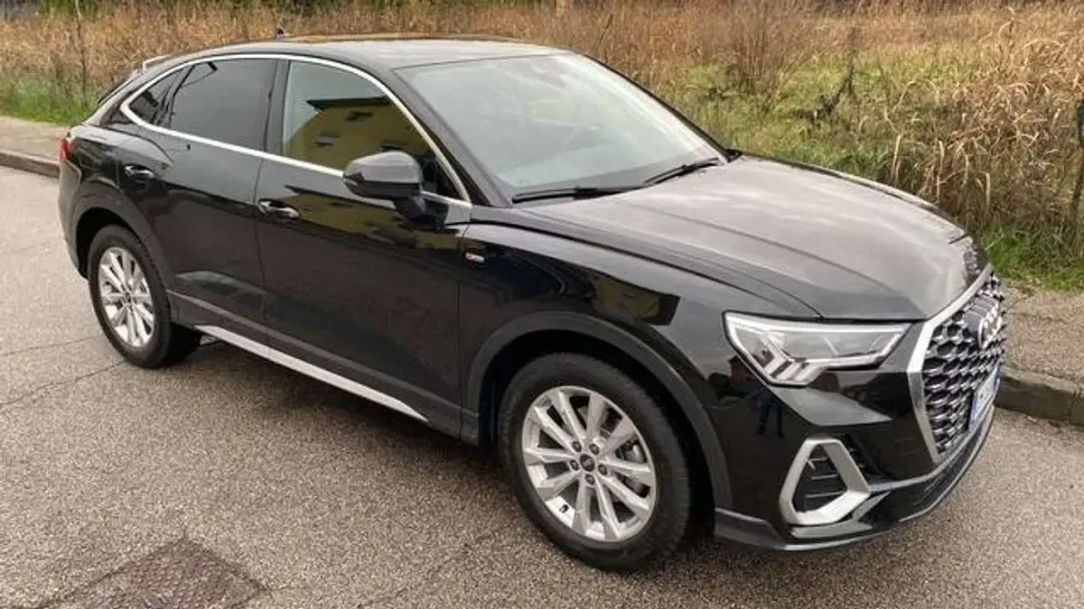Usata Audi Q3 Sportback S-Line 150 CV (110 kW) 2020 Nero SUV