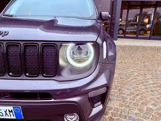 Usata Jeep Renegade 120 CV (88 kW) 2020 Grigio scuro SUV