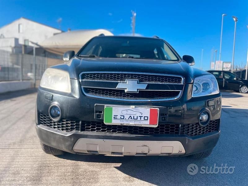 Usata Chevrolet Captiva Sport 149 CV (109 kW) 2008 Nero SUV