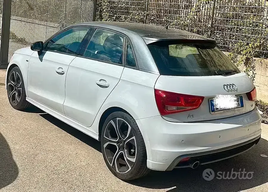 Usata Audi A1 Sportback 90 CV (66 kW) 2012 Bianco Utilitaria