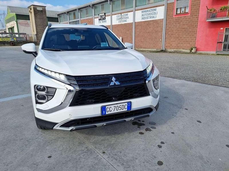 Usata Mitsubishi Eclipse Cross Instyle 98 CV (72 kW) 2022 SUV
