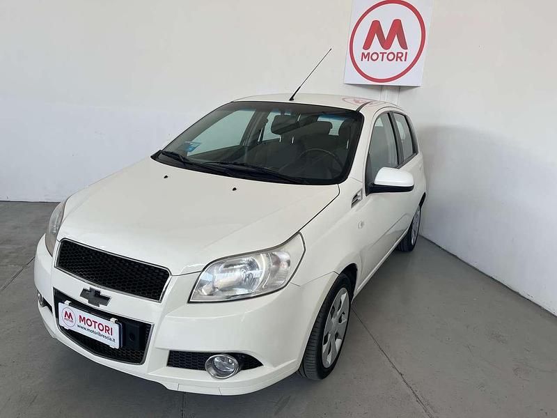 Usata Chevrolet Aveo LT 84 CV (61 kW) 2010 Bianco Berlina