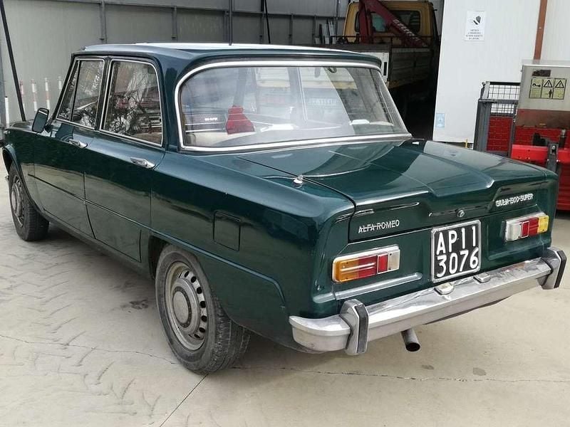 Usata Alfa Romeo Giulia 1300 Super 88 CV (64 kW) 1971 Verde Berlina