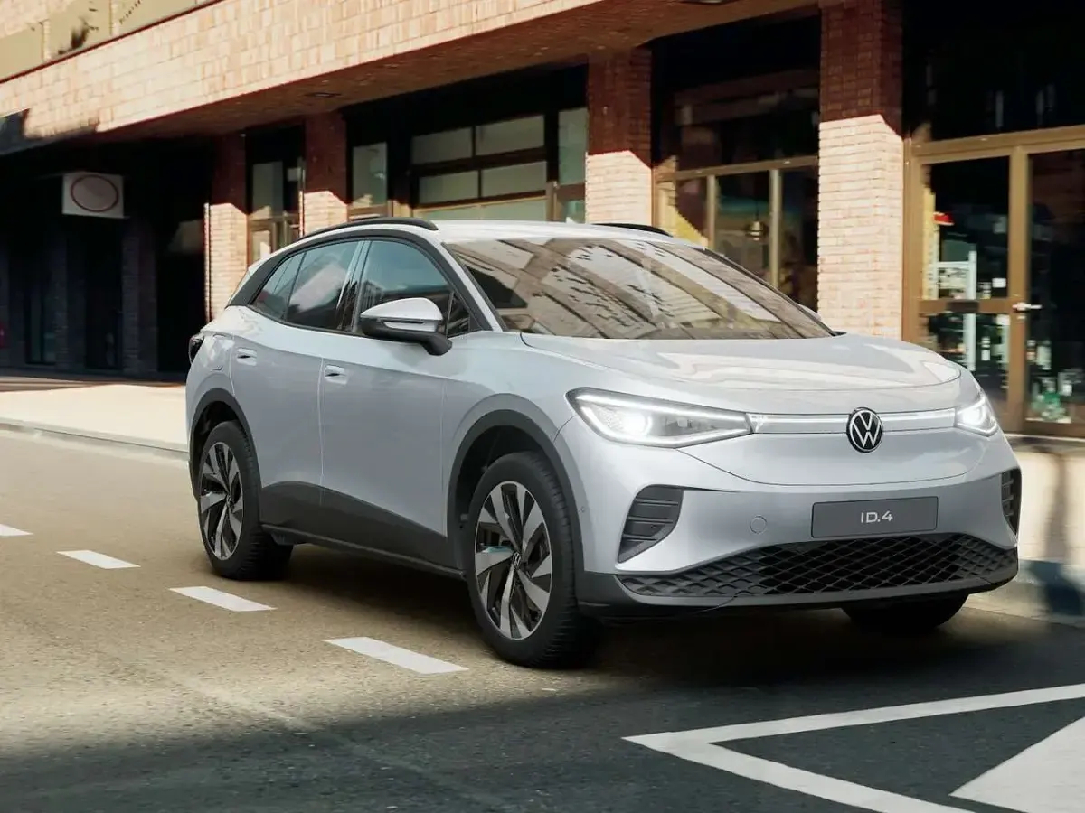 Nuova VW ID.4 Pro 88 kW (121 CV) 2026 Scale silver metallizzato SUV