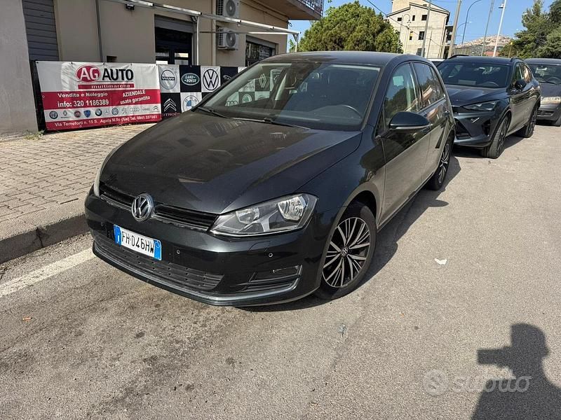 Usata VW Golf VII 110 CV (80 kW) 2017 Grigio Berlina