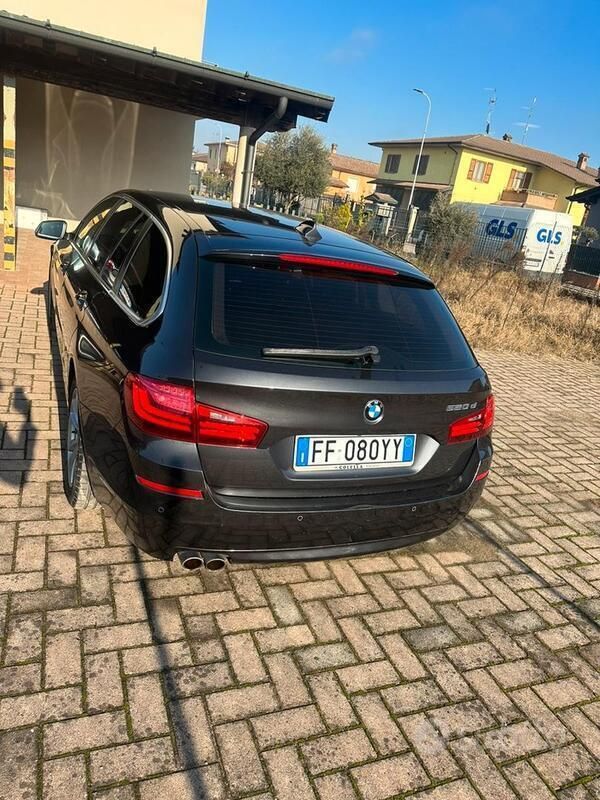 Usata BMW 520 190 CV (139 kW) 2016 Nero Station wagon