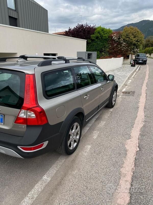 Usata Volvo XC70 2010 Marrone SUV