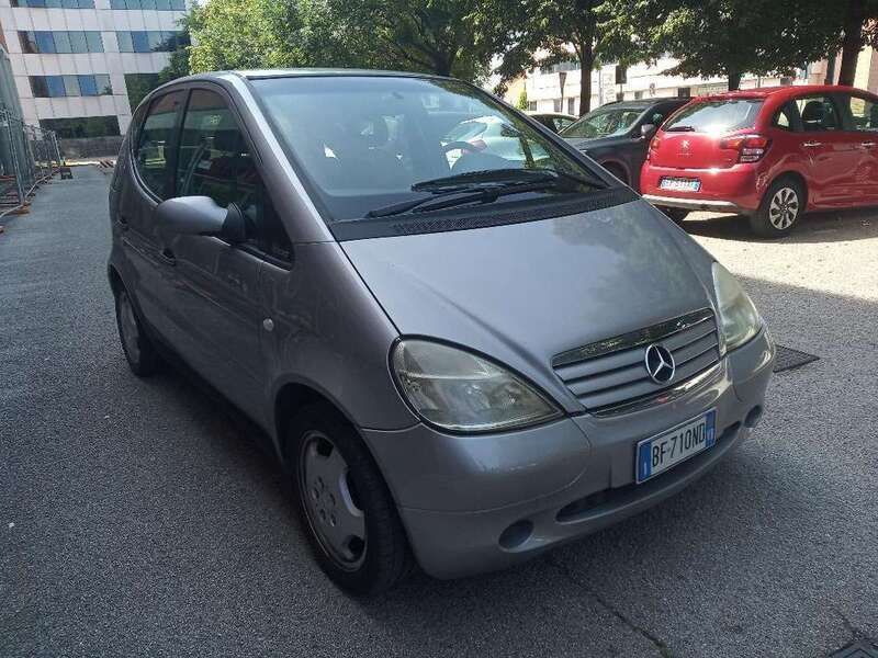 Argento Usata 1999 Mercedes A140 Due volumi | 2700 € - Immagine 1/4
