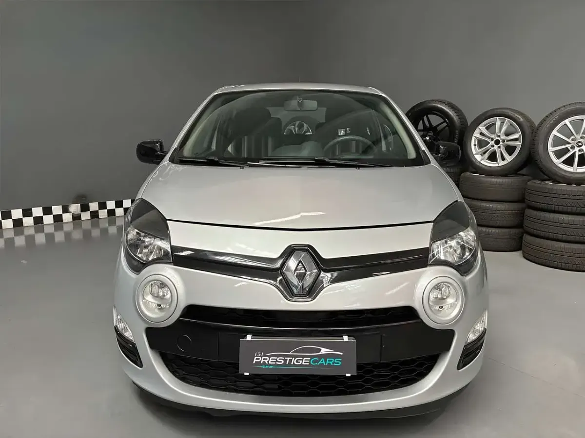 Usata Renault Twingo Night&Day 75 CV (55 kW) 2014 Argento Utilitaria