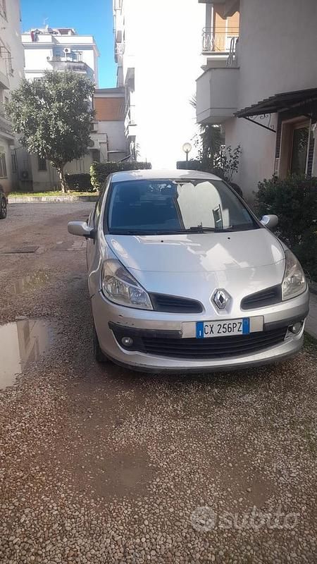 Usata Renault Clio II 85 CV (62 kW) 2005
