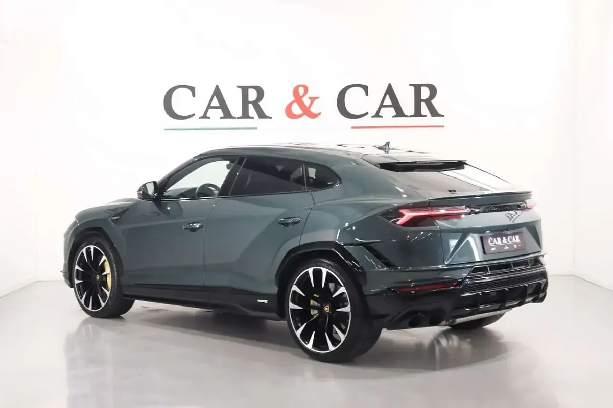 Usata Lamborghini Urus 666 CV (489 kW) 2023 Verde SUV
